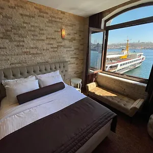 Hotel Weingart Port Seaside