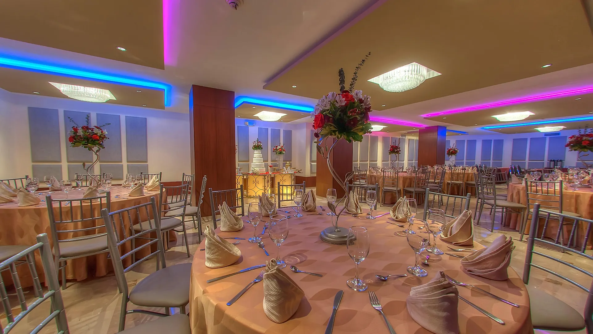Grand Hotel Guayaquil, Ascend Hotel Collection