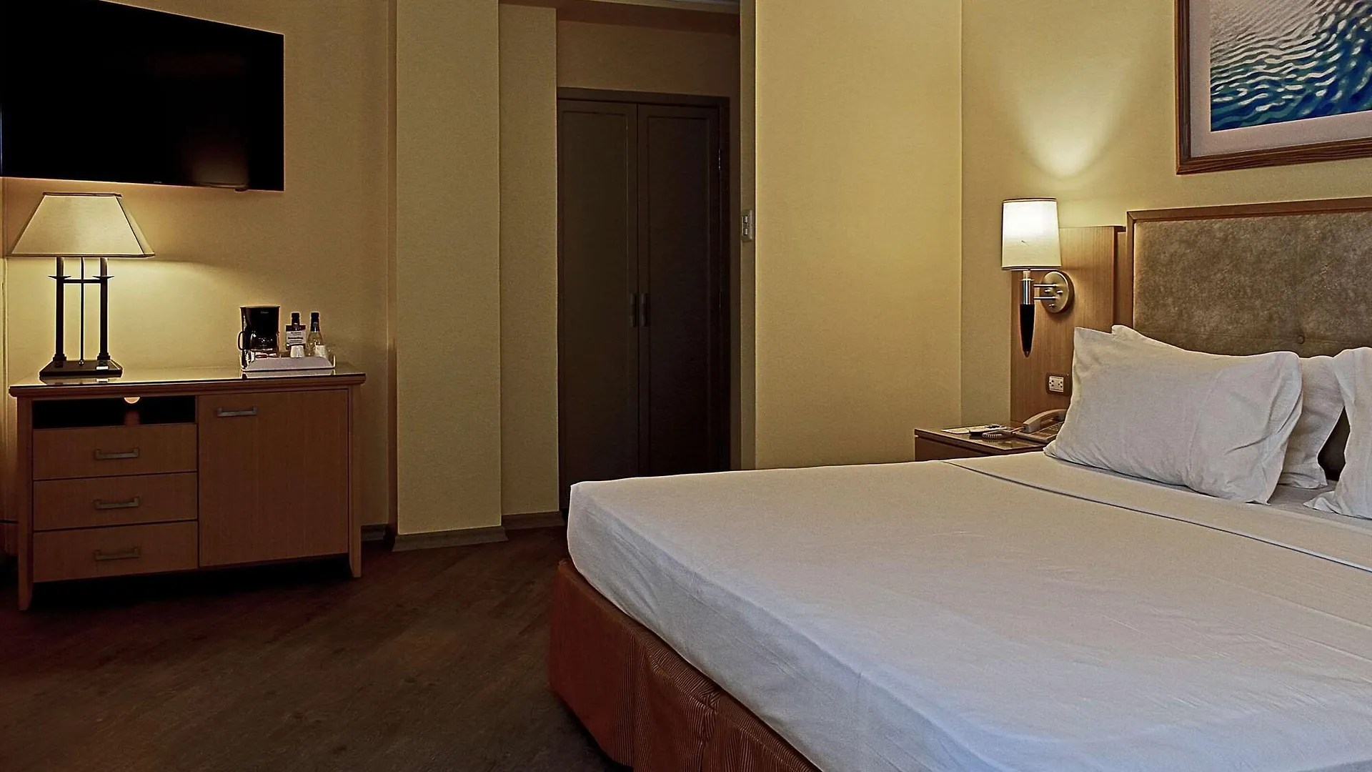 Grand Hotel Guayaquil, Ascend Hotel Collection