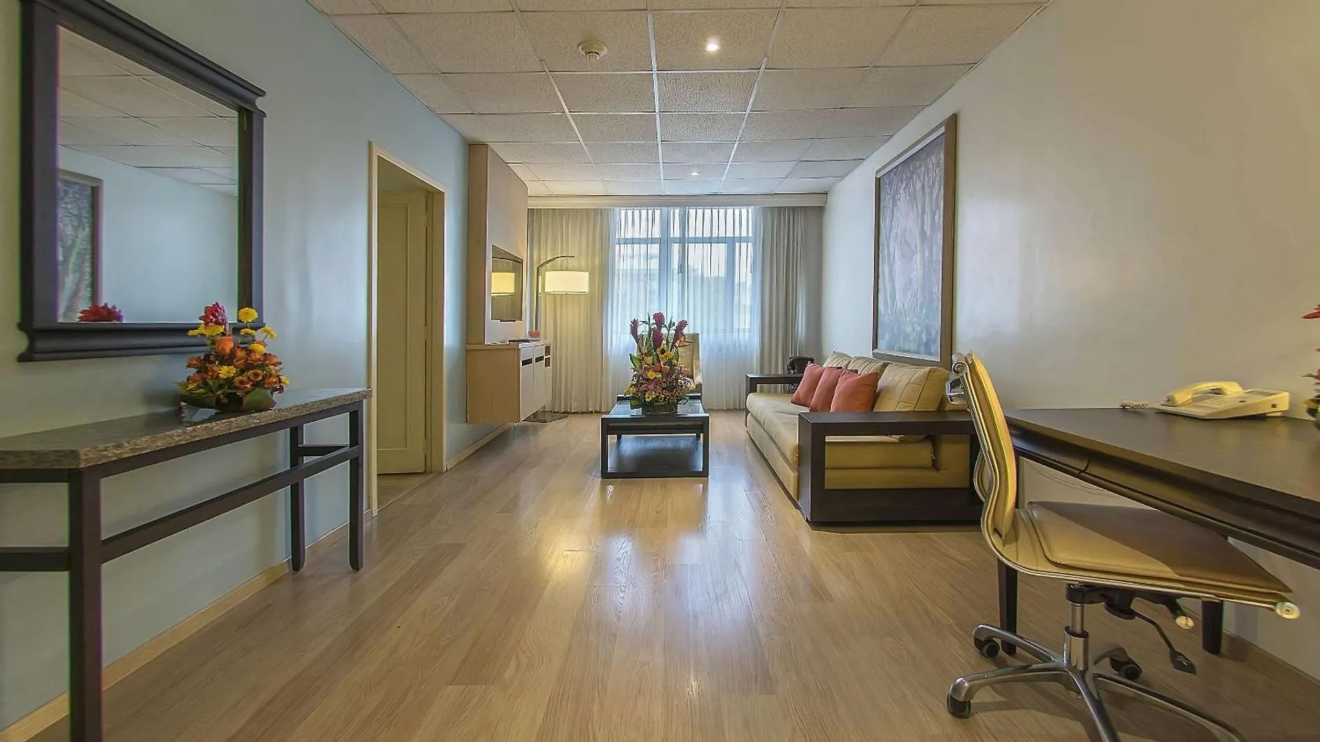 Grand Hotel Guayaquil, Ascend Hotel Collection